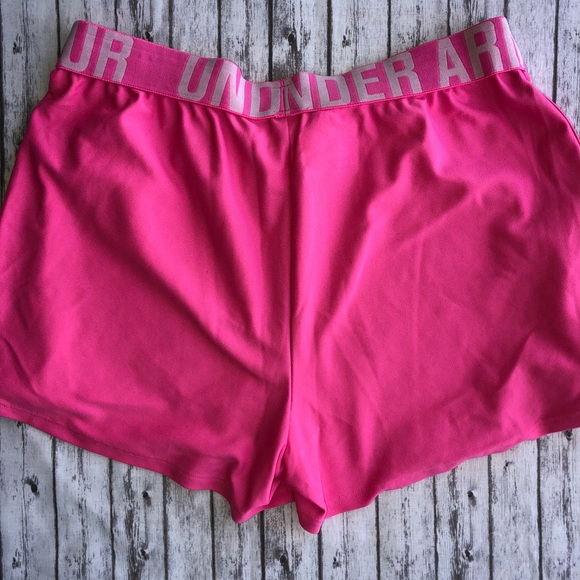 Women’s Size Small Under Armour Shorts - Picture 2 of 3